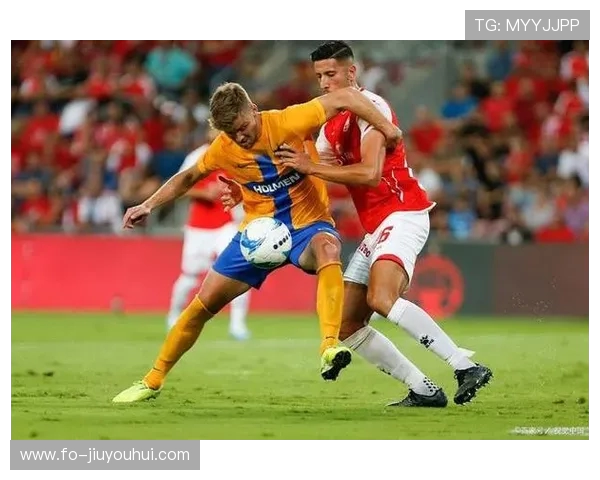 FC足球世界评论区热议：盘点最具争议的球员表现与战术分析